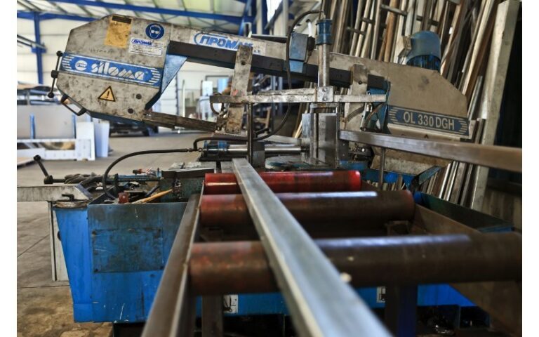 Εγκαταστάσεις