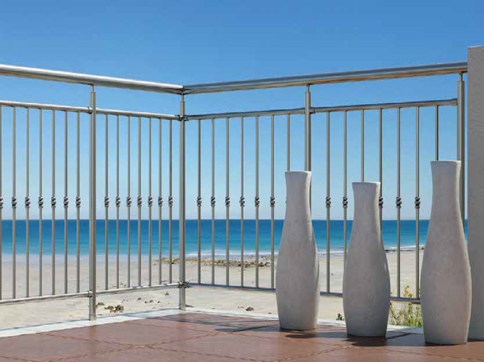 Κάγκελα αλουμινίου Inox F50 Aluminco Vertical-R