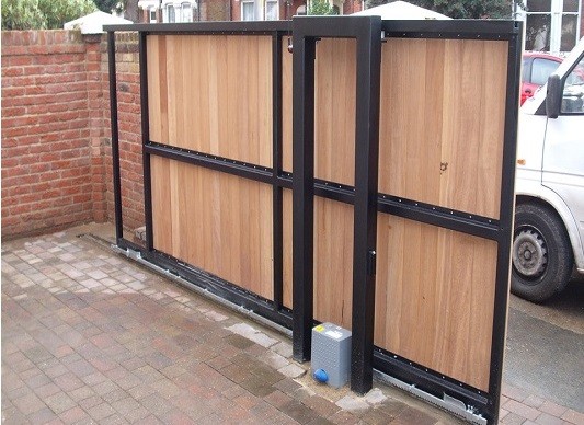 Μηχανισμοί συρόμενης αυλόπορτας