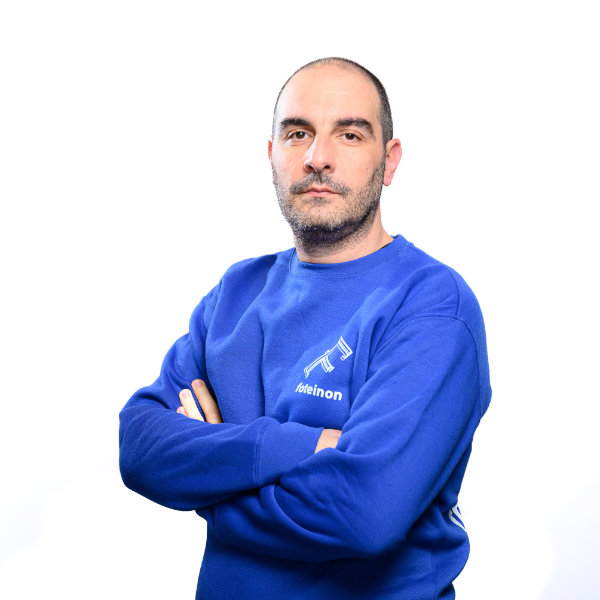 Η Ομάδα μας 8 Η Ομάδα μας