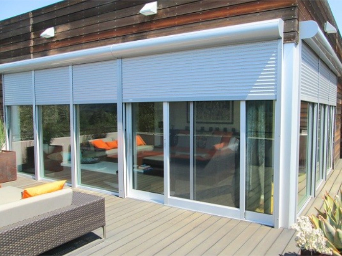 Ρολά - Γκαραζόπορτες 1 Ρολά - Γκαραζόπορτες