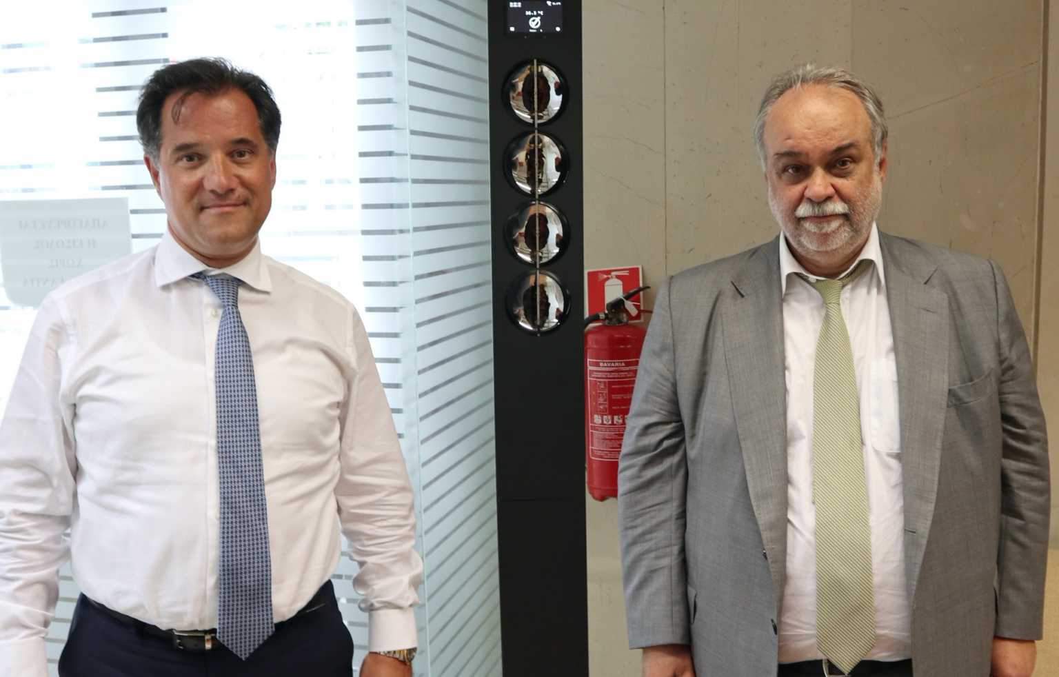 Alumil: Η ελληνική «πατέντα» θερμομέτρησης φτιάχνεται στο Κιλκίς – Η εταιρεία που «γοήτευσε» την Google 1 Alumil: Η ελληνική «πατέντα» θερμομέτρησης φτιάχνεται στο Κιλκίς – Η εταιρεία που «γοήτευσε» την Google